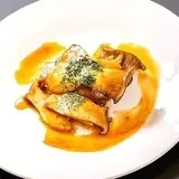 We offer a variety of dishes that pair perfectly with alcohol.