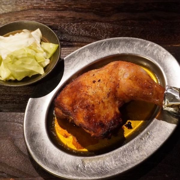 【香川の郷土料理!当店自慢の骨付鳥のガブリ焼き】