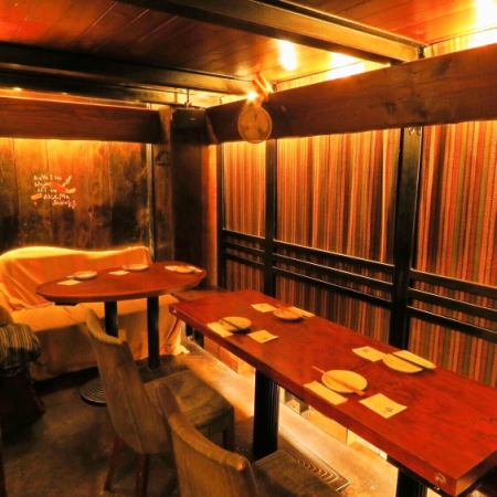 After all, the tatami room surrounds the dining table! There is some nostalgia, and here is the seat where you can enjoy your meal! If you are using a banquet for 11 to 13 people, why not use this?