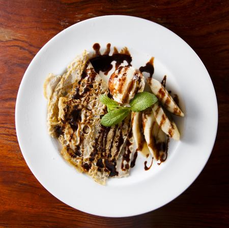 蕎麦生地のガレット