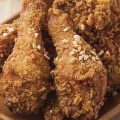 醤油チキン　骨無し(5Ps)：880円（税抜）／骨付き(半身)：1380円（税抜）