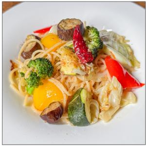 彩り野菜のペペロンチーノ