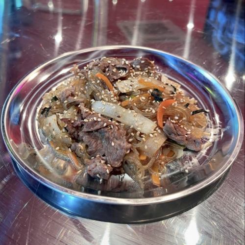 種類が豊富な韓国の定番料理もリーズナブルにご用意！美味さをシェアしてお楽しみいただくことができます◎