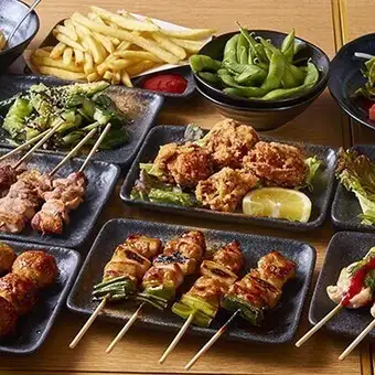 １人5,000円相当のコースが今なら税込4,000円で提供！料理10品と飲み放題120分付きのコースです