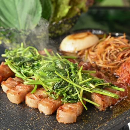 【接受当日预订】人气烤五花肉 & 韩国料理 ◎ 烤五花肉套餐 [2,750日元]