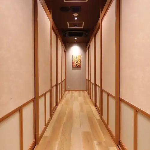 ■ 各种大小的完全私人房间