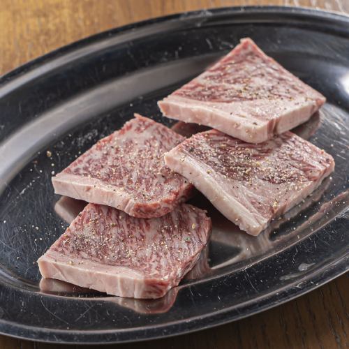 旨味が凝縮したお肉です。