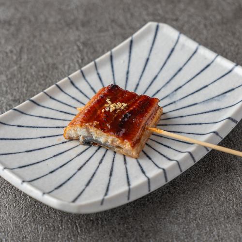 Grilled eel with sauce