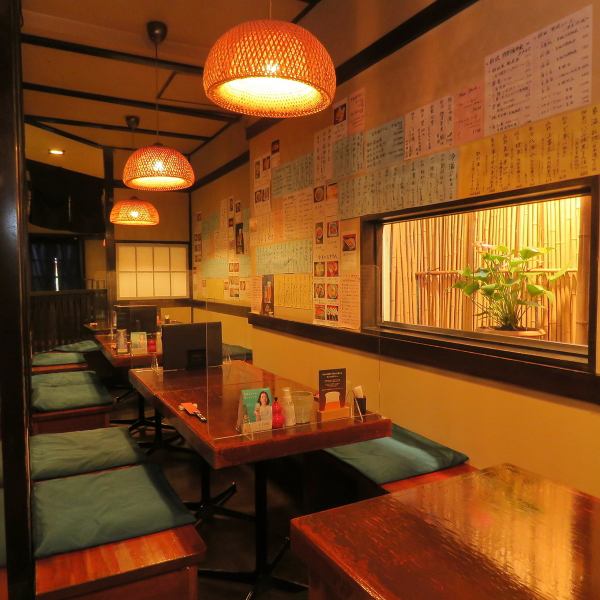 You can also have a small banquet with your family in the tatami room, which is kind to small children.Also, since it is possible to accommodate a large number of people, it is a multi-seat that can be adapted to various scenes such as company year-end parties and drinking parties in the company.
