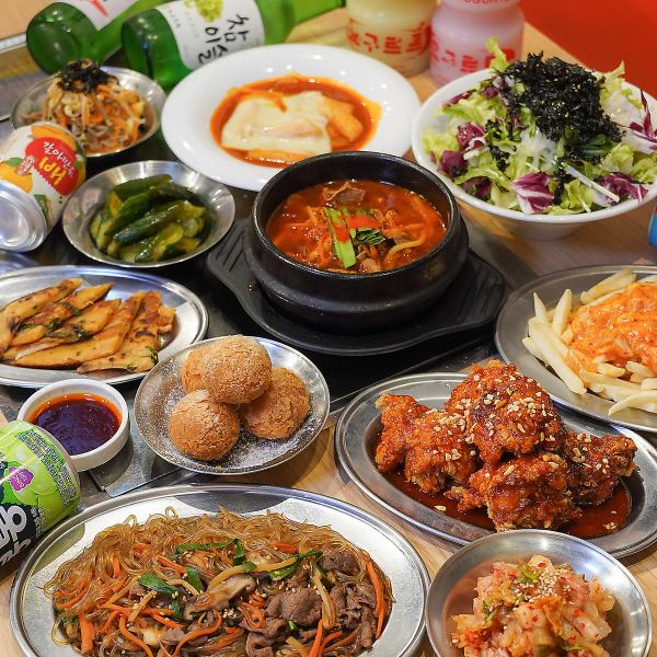 【挑戰極限！】5種熱門火鍋+45種韓國料理的自助餐套餐♪ 2,500日圓起★