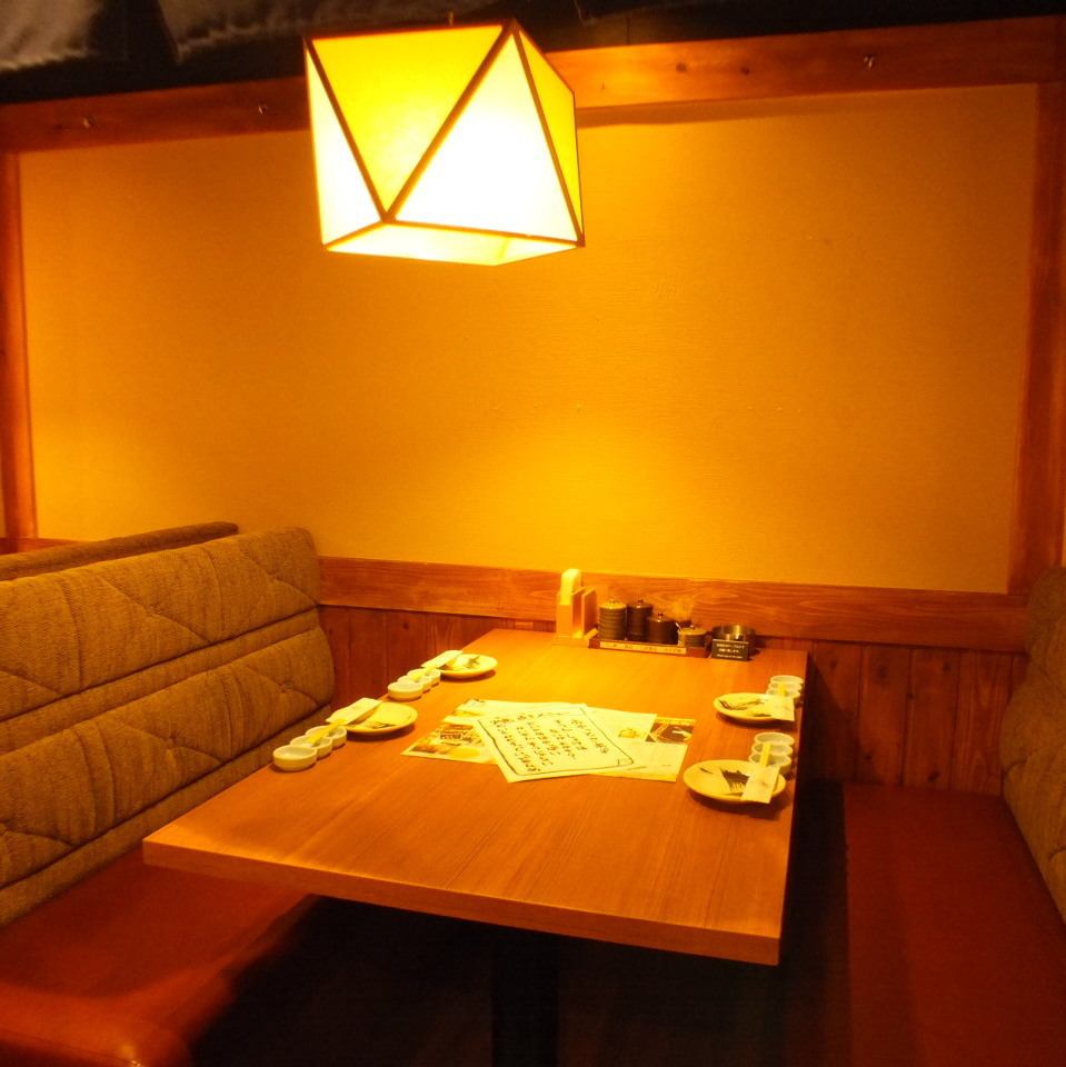 しっとり楽しくお寛ぎ頂けるお席をご用意しております!!
