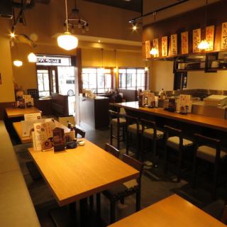朝霞駅徒歩2分の好立地。やさい巻き串・もつ鍋・鉄なべ餃子などの博多名物料理が自慢の大衆居酒屋です。予算・人数など気軽にお問い合わせください。