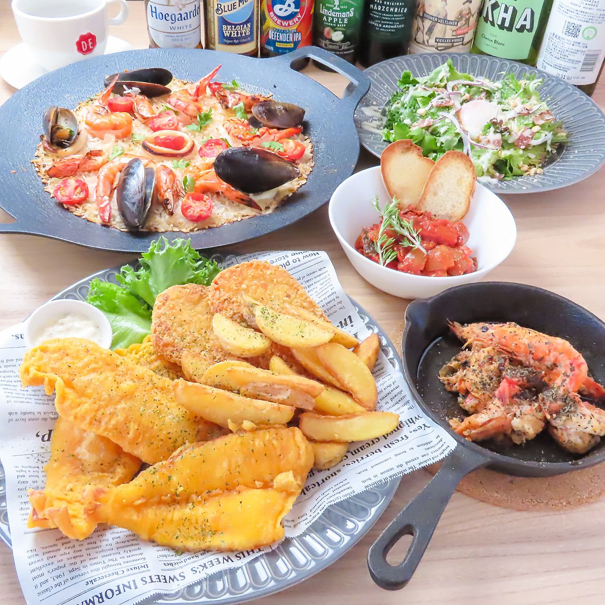 コースに＋1200円で飲み放題もご注文可能となっております。