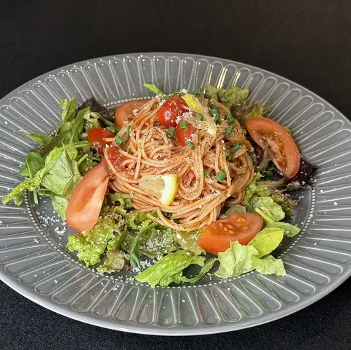 トマトのカッペリーニ（冷製パスタ）