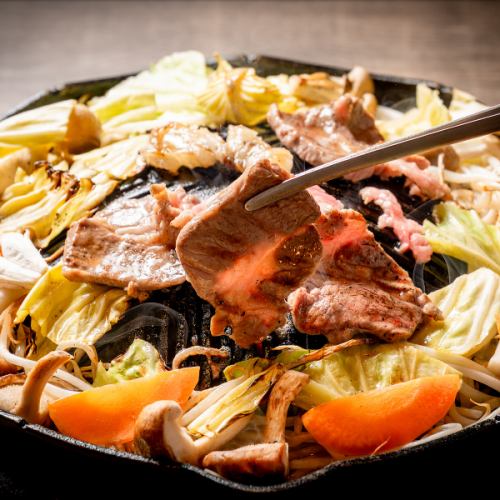 炭火で楽しむ、おとぼけの本格生ラム『ジンギスカン』をご賞味あれ！