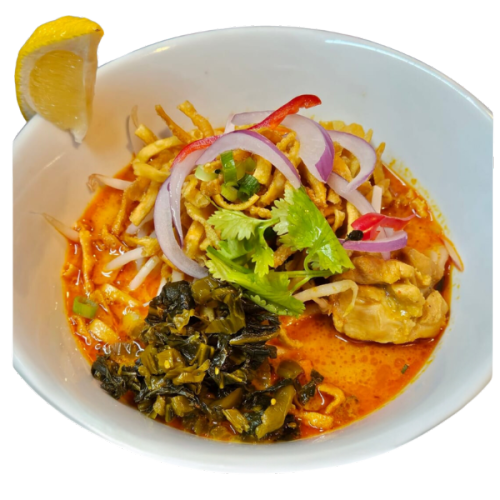 揚げ麺とソフト麺のカレーラーメン(カオソーイ)