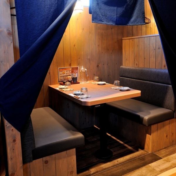 There is half a private room for 2 to 4 people.It is perfect for banquets in private scenes ♪