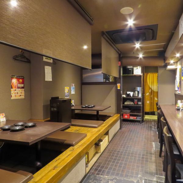 The first floor has a sunken kotatsu.When the curtains are lowered, it feels like a semi-private room.Please enjoy talking with the staff.[Surprises] and birthday cakes are also welcome! Recommended for [company banquets], [birthday parties], [girls' nights out], [class reunions], [welcome and farewell parties], etc.