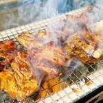 Specialty!Charcoal grilled black pork ribs