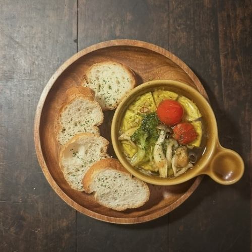 とろける月のアヒージョ