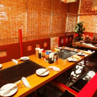 The interior that makes you feel like the atmosphere is also proud of our shop ☆ There are 9 tables for 4 people in the table seat! This seat is recommended for group use ♪