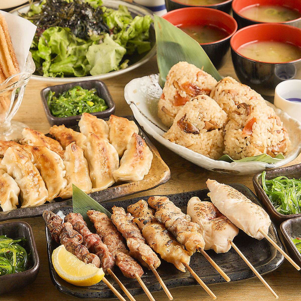 We offer a course with 3 hours of all-you-can-drink! Banquet courses starting from 3,000 yen