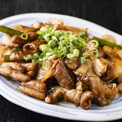 鉄板豚ホルモン味噌焼き