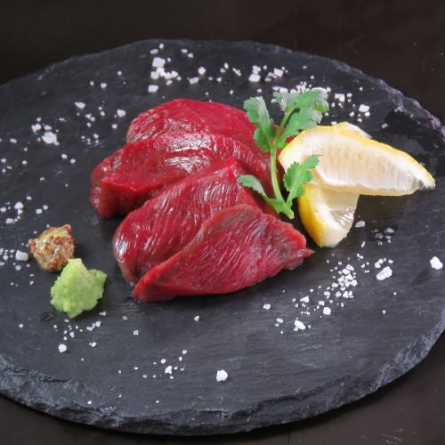 季節のジビエを味わう贅沢メニュー◎希少肉をレアで堪能