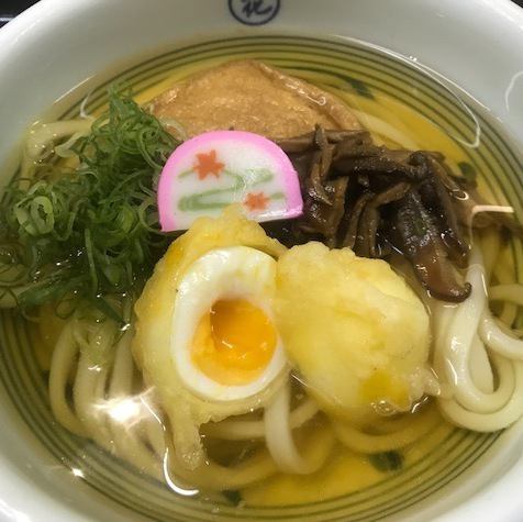 揚げと椎茸の半熟玉子天うどん