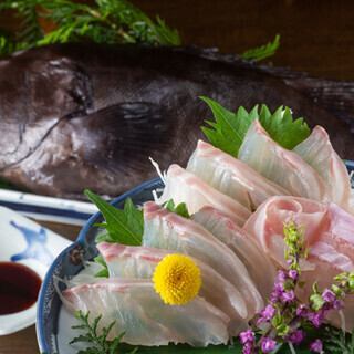 【8～10月】豪華!マハタの姿造りと本マグロテール煮込みコース6000円/150分飲み放題付/11品