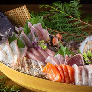 【忘年会】活ヒラメの姿造りとさかなやま自慢の逸品漁師コース7000円/120分飲み放題付/10品