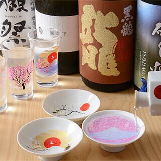 Sake and wine carefully selected by the owner