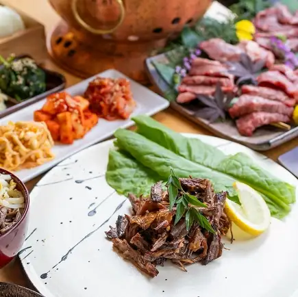 【All-You-Can-Eat】焼肉食べ放題(梅)◆先出は絶品プルドビーフ！食べ放題全65品♪4400円(税込)