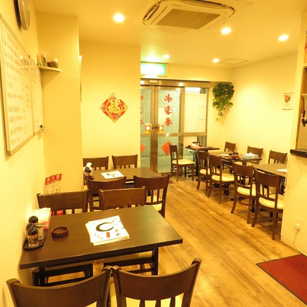【Charged banquet warm welcome】 Bright interior with warm lighting and cleanliness.From 10 people to 20 people OK ☆ Banquet course with unlimited drinks is available from 2500 yen! For those who wish to launch, farewell party, welcome party, please do not hesitate to contact us!