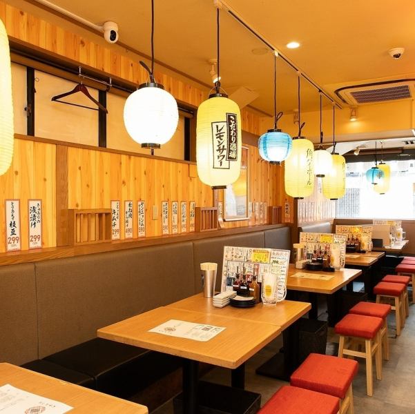 ちょっと懐かしいレトロな雰囲気で、オトナの時間をご提供いたします。【＃十三＃大阪＃餃子＃麻婆豆腐＃安い＃ネオ酒場＃大衆酒場＃飲み放題＃居酒屋＃女子会＃個室＃中華】