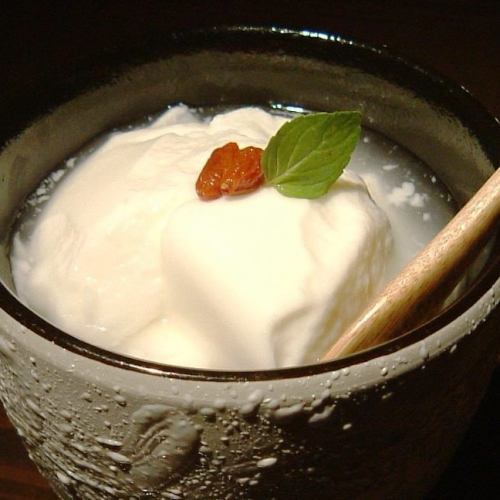 [Homemade] Almond Tofu / Creme Brulee