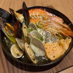 魚介アヒージョ