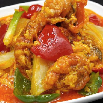 プーパッポンカリー(ソフトシェルクラブのカレーと卵炒め)