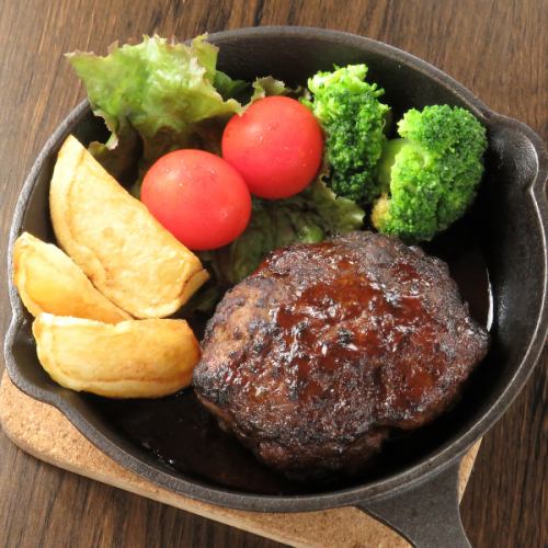 【試行錯誤を繰り返した】一つひとつ心を込めて作った自家製ハンバーグ♪