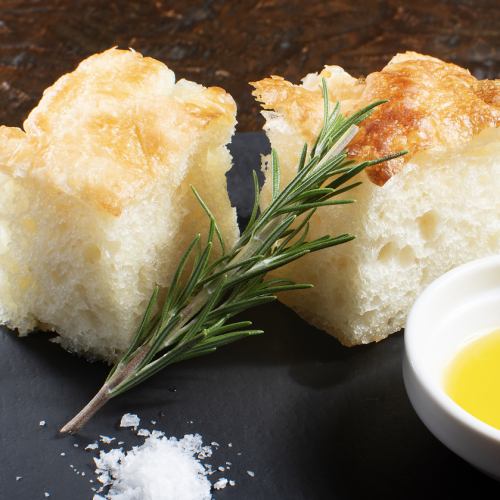 自家製フォカッチャ