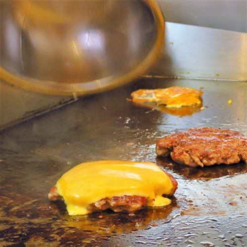 Authentic gourman burger ♪