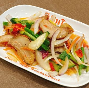 焼き豚トロハーブスパイシーサラダ