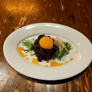【2025年6月限定】くじら赤肉のユッケ