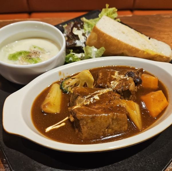 【12월 한정】Xmas 비프 스튜 런치