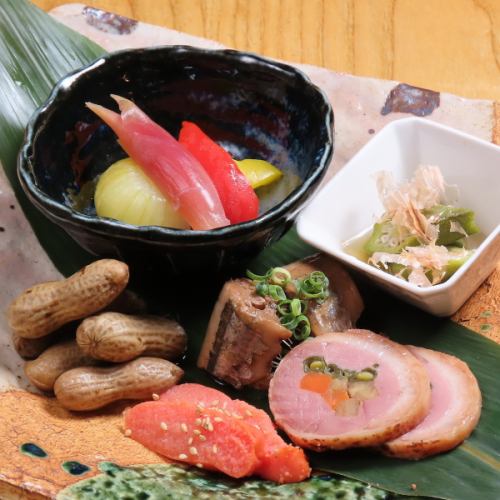 少しずつ楽しむ旬の味覚「おばんざいプレート」