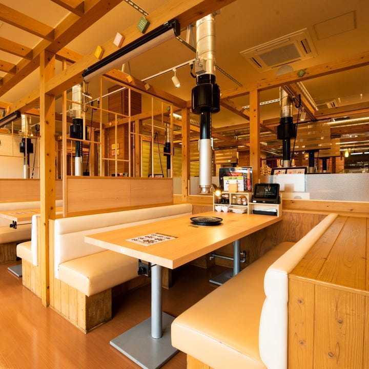 総席数135席の広々とした店内。各種宴会・パーティにも大活躍♪