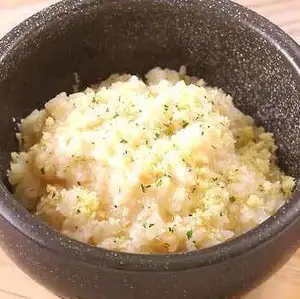 Stone-grilled cheese risotto