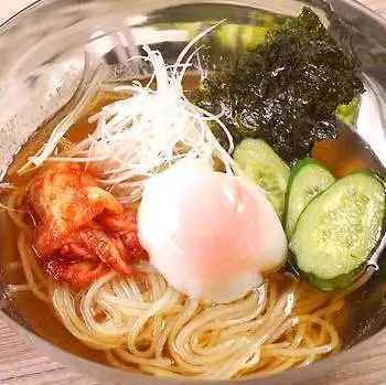 特製冷麺(お酢あり/お酢なし)