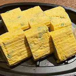 The magical disappearing rolled egg