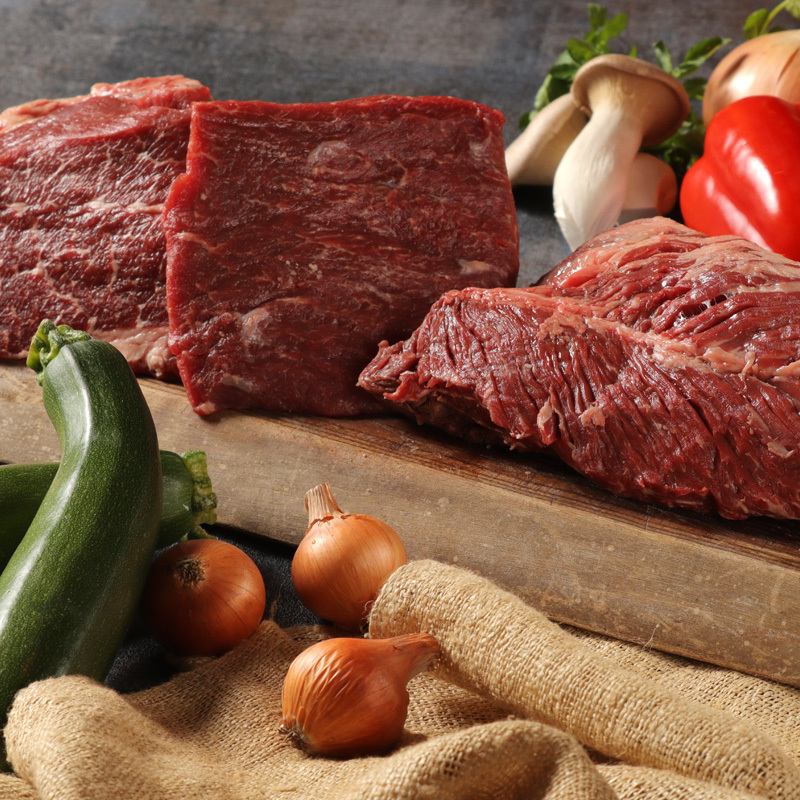 『肉と野菜は健康食』がコンセプトの肉バル！美味しいお肉と旬な野菜をおとどけ♪